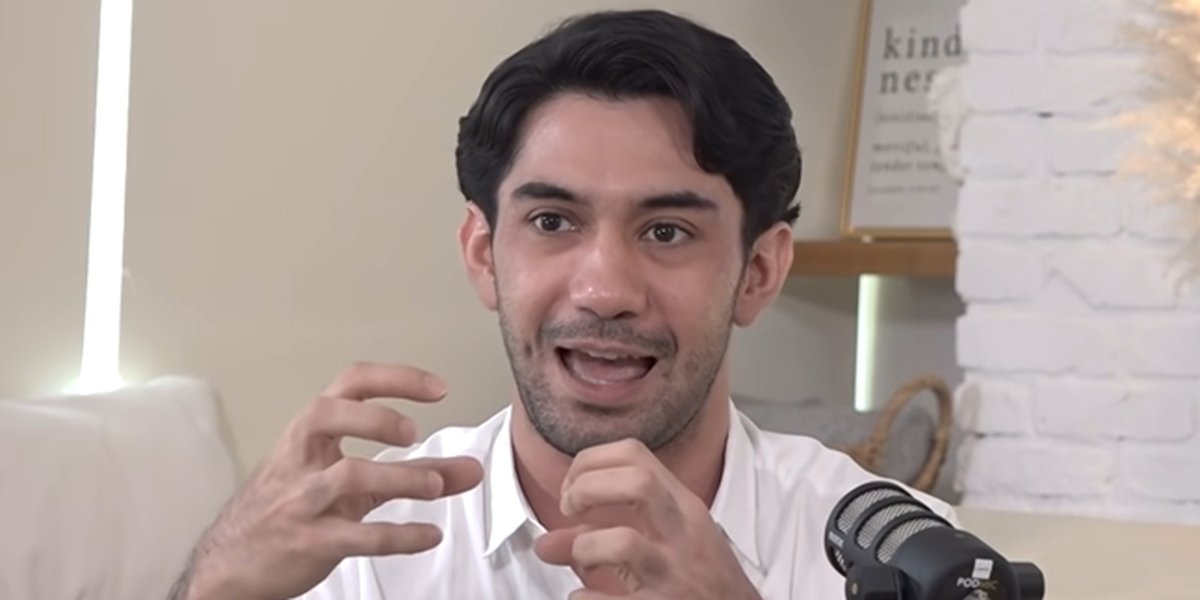Reza Rahadian Reveals the Process of Becoming a Convert, Used to Attend Sunday School - Heart at Peace Hearing the Recitation of the Quran