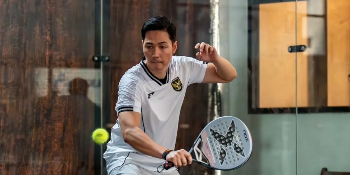 Rizky Kinos Dedicates Himself to Padel Sports, Hires a Coach - Aiming for Limited Edition Racket