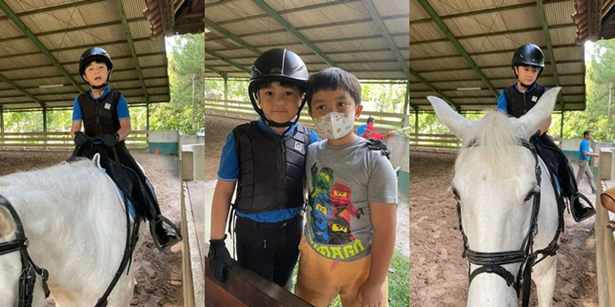 Rafathar Returns to Horseback Riding - Looking Handsome and Captivating Netizens