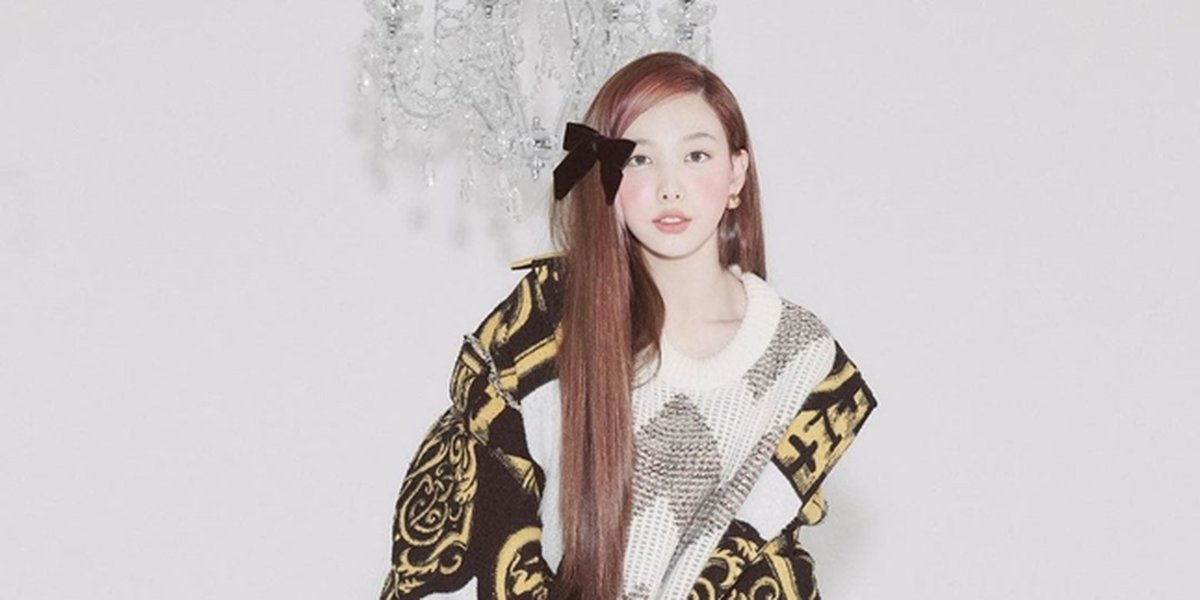 All About Louis Vuitton, Let's Take a Look at Nayeon TWICE's Fashion Details During the Photoshoot with ELLE Korea