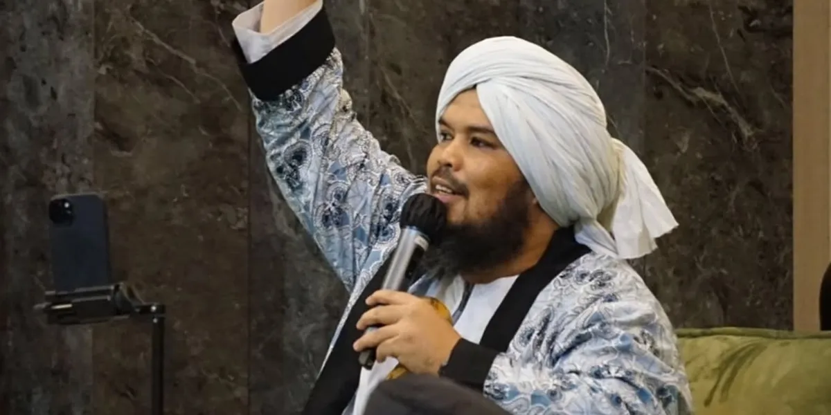 Tensions Rise, Ustaz Derry Sulaiman Offers Striking Advice