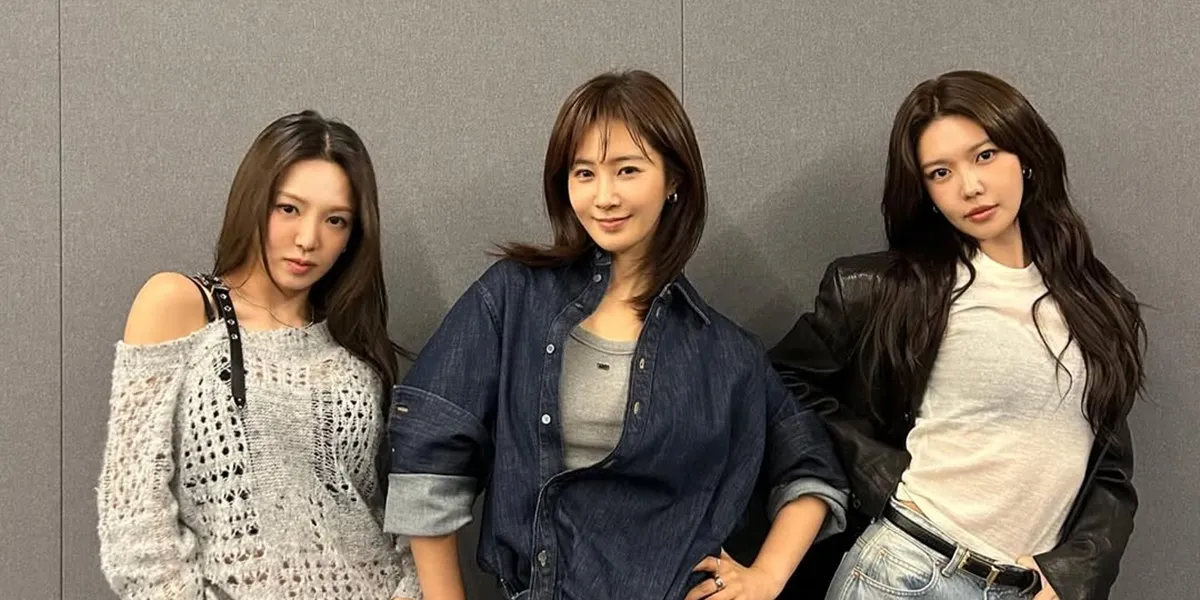 Sooyoung, Yuri, and Hyoyeon Cosplay SNSD TTS, Looks Like They Want to Form a Real New Group