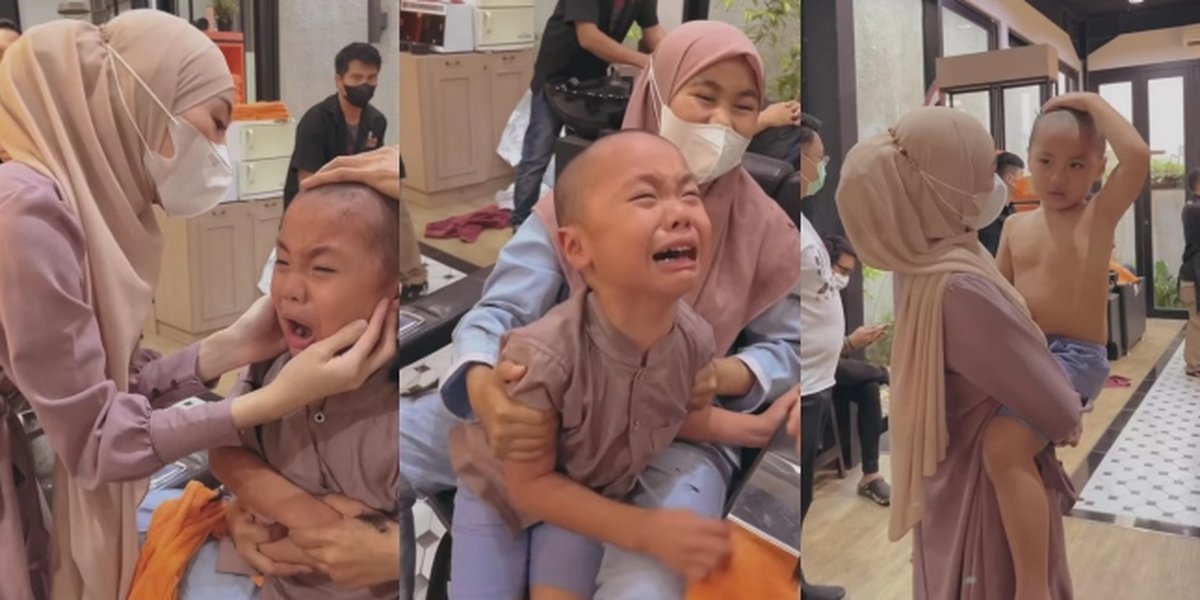 The Ideal Mother Figure, 11 Photos of Larissa Chou Accompanying Yusuf's Haircut - Patiently Calming the Tantrum of Her Precious Child While Getting His Hair Cut