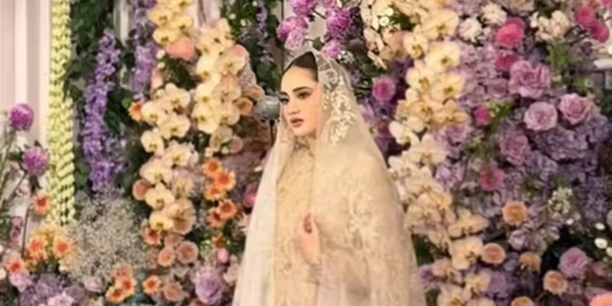 The Atmosphere of Syifa Hadju's Religious Gathering Before Her Wedding with El Rumi