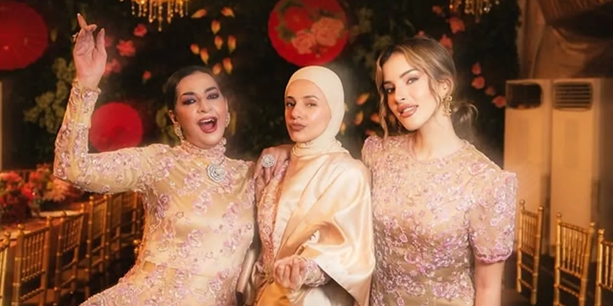 Tasya Farasya and Tasyi Athasyia Celebrate Eid Together, United