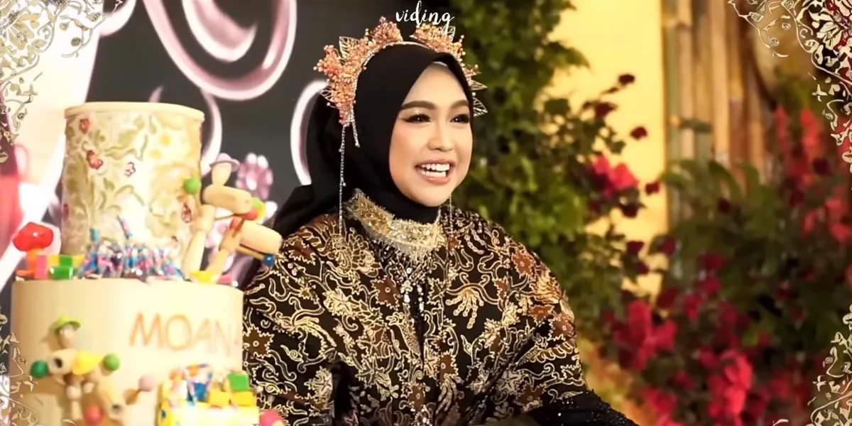 Swallowing Costs of 1 Billion, The Luxurious Birthday Party Portrait of Ria Ricis and Moana