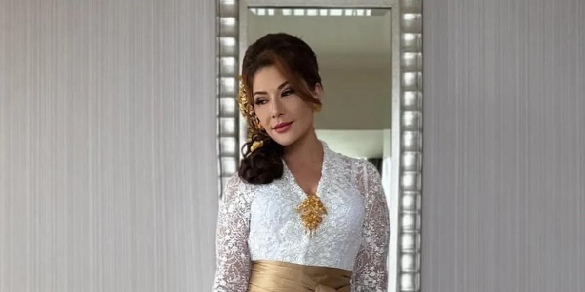 Teuku Rassya Proposal, Tamara Bleszynski Throws a Poem of Gratitude for Her Child