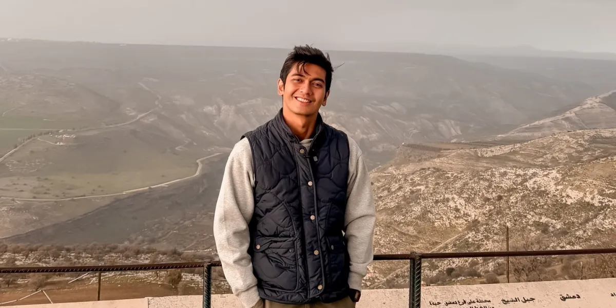 Teuku Ryan Visits the Tombs of the Prophets, Amazed to See Lake Tiberias Up Close