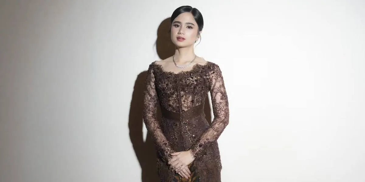 Tissa Biani at El Rumi's Wedding - Syifa Hadju, Close with Dul Jaelani's Family