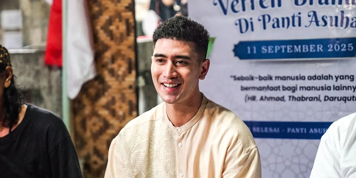 29th Birthday, Verrell Bramasta Chooses Gratitude & Teaching Orphans Instead of Throwing a Luxurious Party