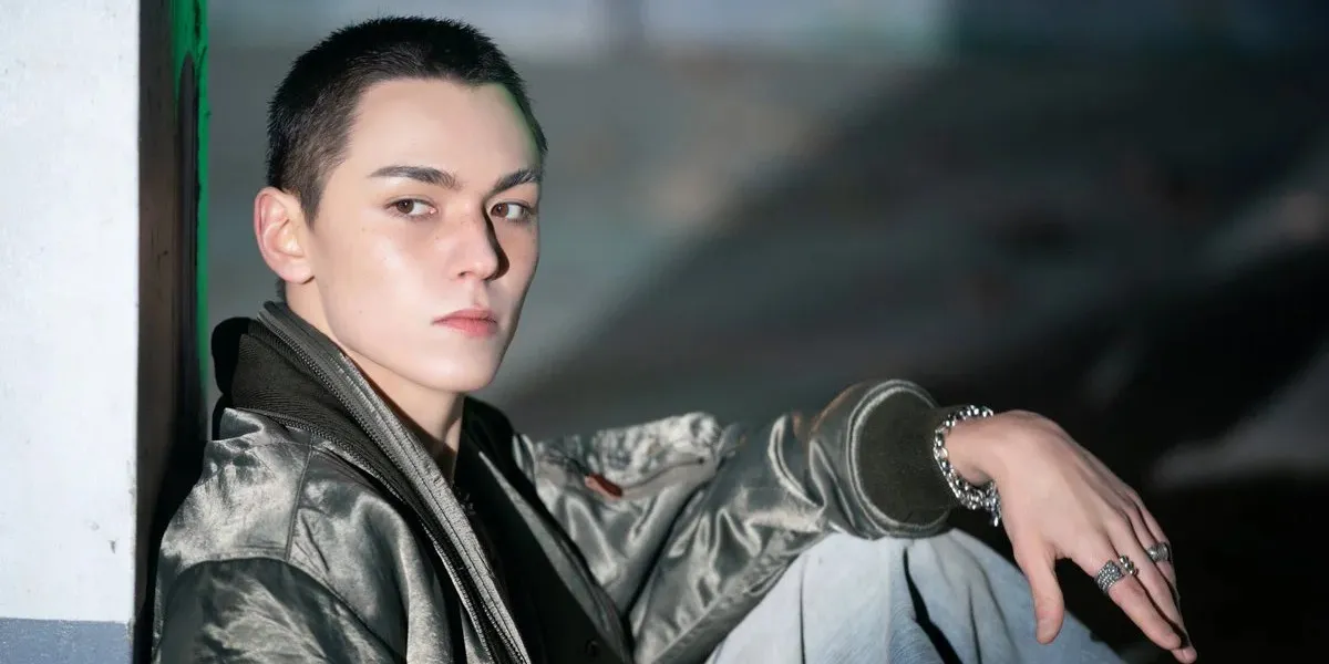 Vernon SEVENTEEN Has Been an Idol for 10 Years, Still Often Uses Public Transportation