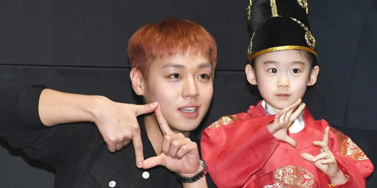 The Viral Kindness of Park Ji Hoon Revealed by Doctor, Paying for Staff's Treatment Costs