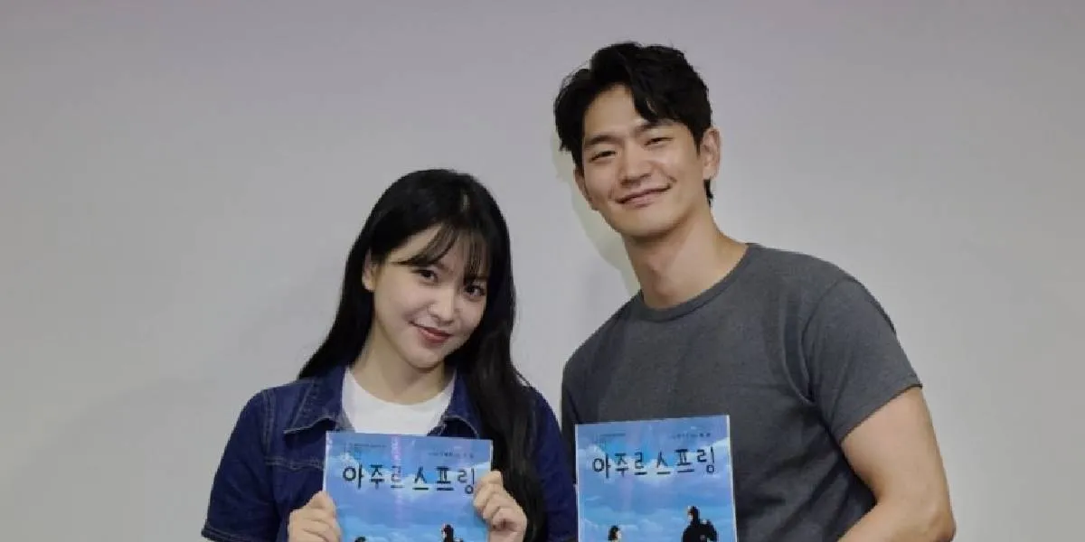 Yeri Red Velvet Appears Emotional with Kang Sang Jun in the Latest Korean Drama AZURE SPRING