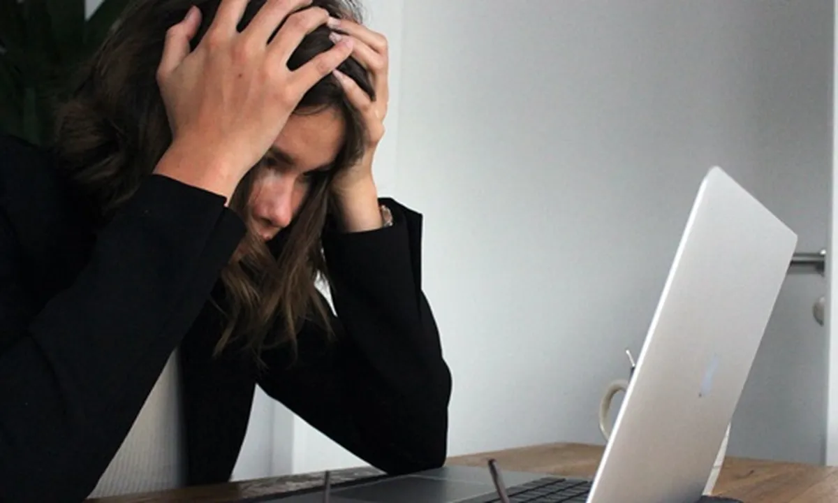 10 Cara Mengatasi Laptop Macet atau Ngehang dengan Simple dan Ampuh