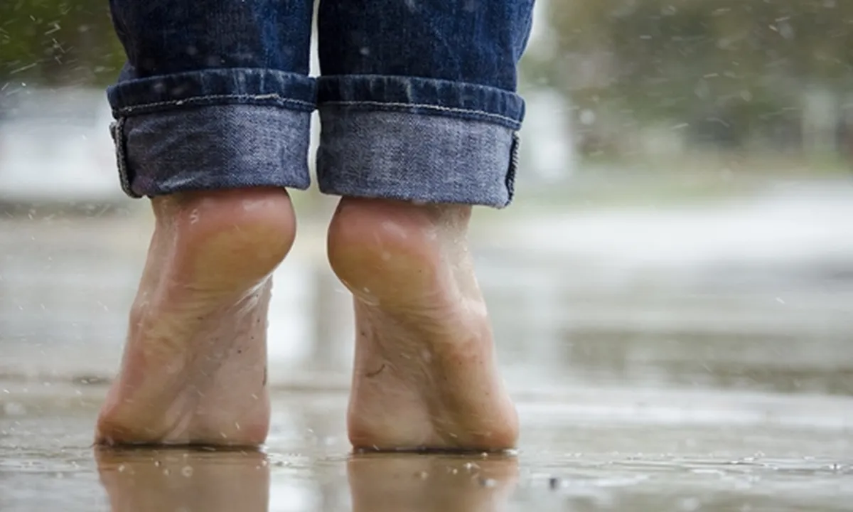 10 Cara Menghilangkan Bau Kaki dengan Mudah dan Alami