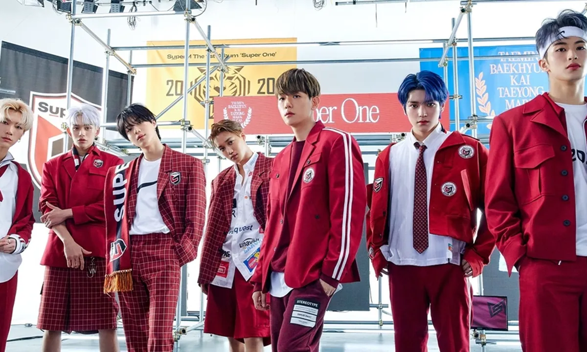 10 Hal Halu yang Kerap Dirasakan Para Fans K-POP saat Lagi Bucin Berat
