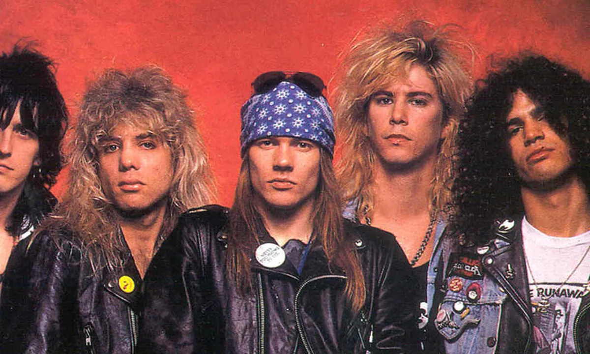 10 Lagu Terbaik Karya Guns N Roses!