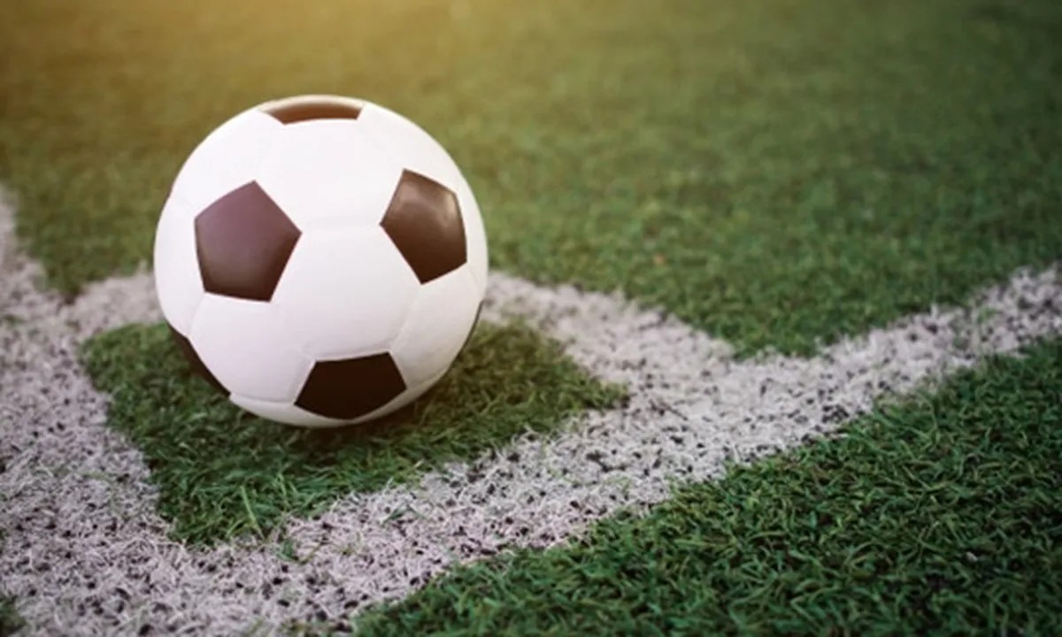 100 Kata-Kata Bola yang Keren, Bisa Jadi Status Medsos Kekinian