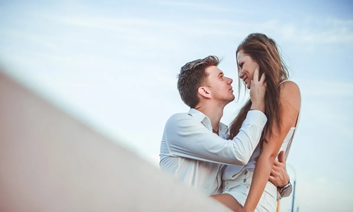 100 Kata-Kata Filosofi Cinta Penuh Makna dan Meneduhkan Jiwa