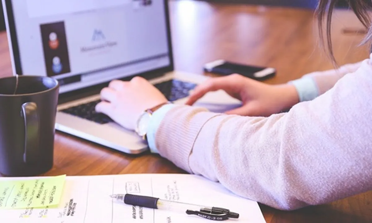 25 Cara Mendapatkan Uang dari Internet dengan Mudah, Cocok Buat Kerja Sampingan