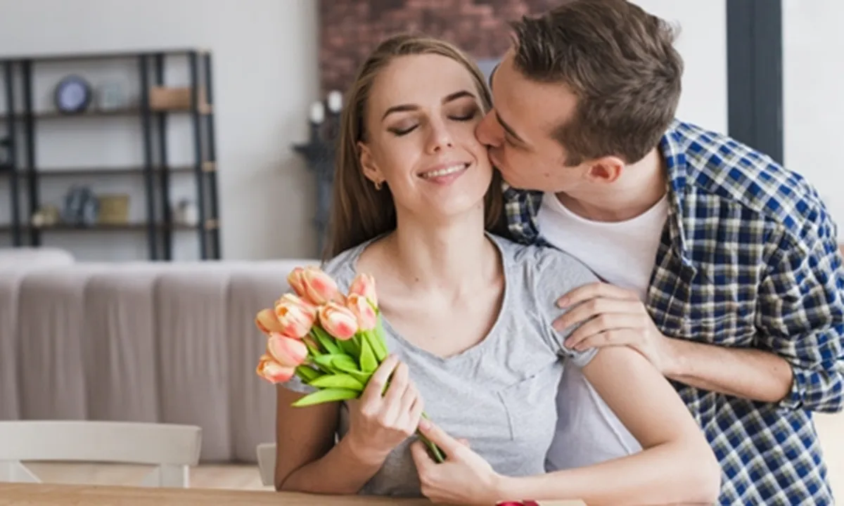 61 Kata Romantis buat Suami yang Menyentuh Hati dan Menggoda, Bikin Hubungan Makin Harmonis
