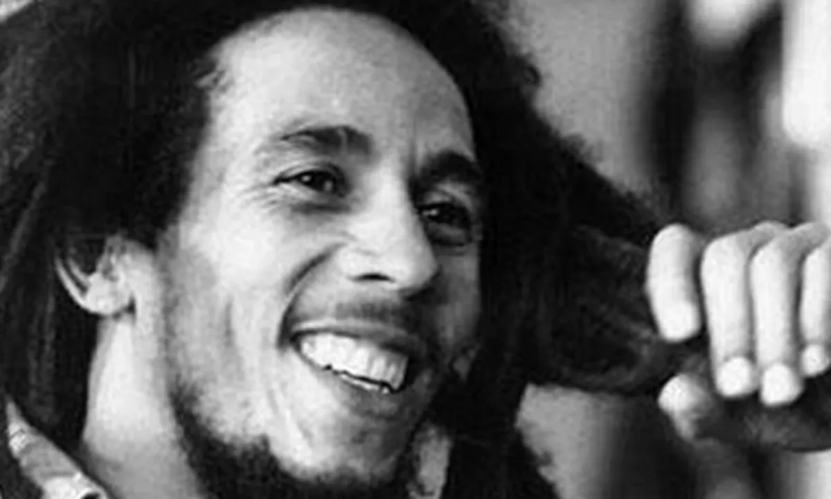 37 Kata-Kata Bob Marley Tentang Cinta dan Kehidupan, Sangat Bijak - Romantis