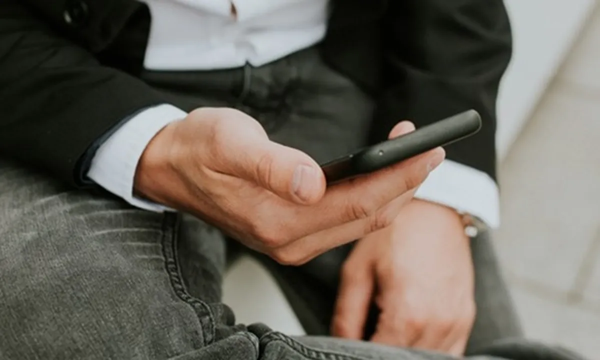 48 Kata-Kata Sindiran Chat Nggak Dibalas Bikin Nyesek, Cocok Buat Status Sosmed
