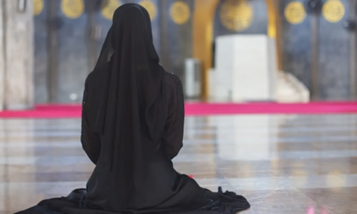 5 Amalan Bagi Wanita Haid di Hari Raya Idul Fitri yang Perlu Diketahui