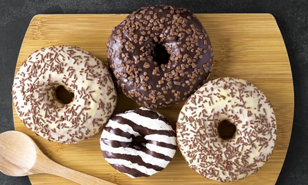 5 Cara Membuat Donat Enak, Empuk dan Mengembang - Cocok Bagi Pemula