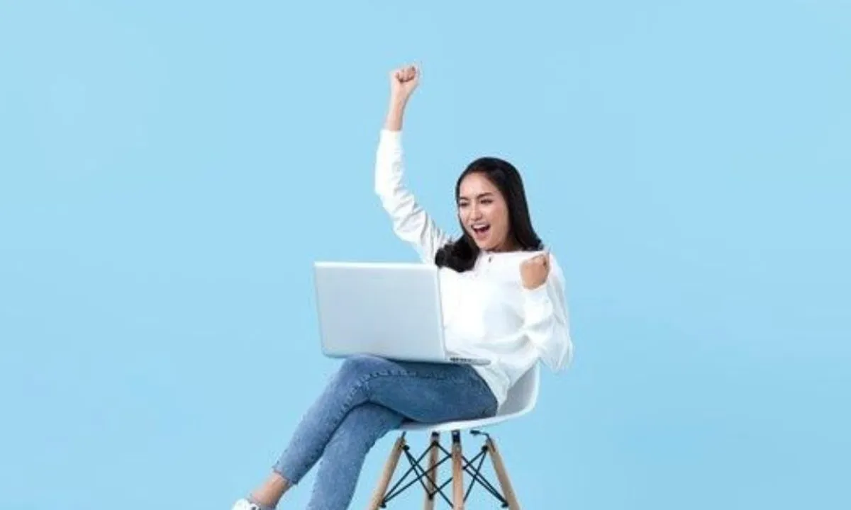 5 Ciri Perempuan Karismatik yang Selalu Menarik Perhatian dan Tak Terbantahkan