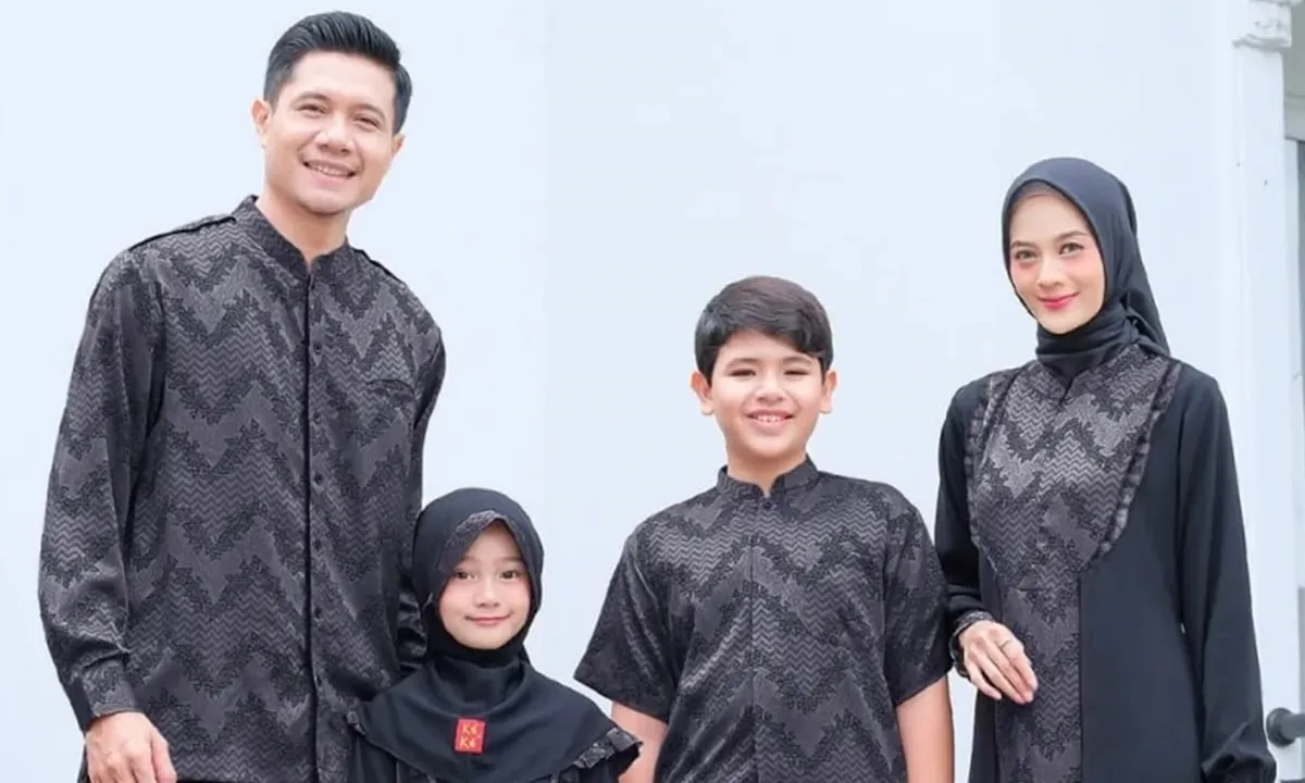 5 Inspirasi Model Baju Sarimbit Keluarga untuk Lebaran, Bikin Tampilan Hari Raya Lebih Harmonis