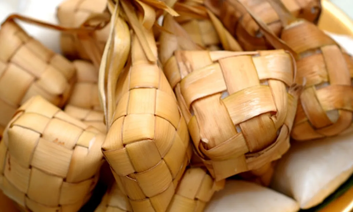 5 Trik Ampuh Menyimpan Ketupat Agar Awet dan Selalu Segar, Yuk Simak!