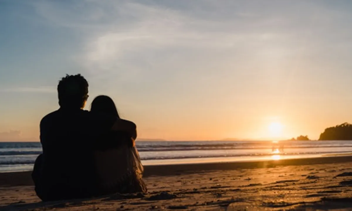 55 Quotes Cinta Bijak Singkat dan Penuh Makna, Romantis - Bikin Tambah Sayang