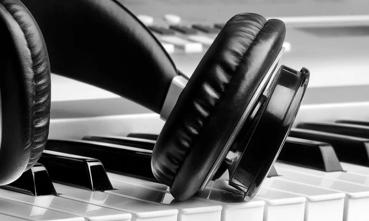 6 Aplikasi Android Terbaik Untuk Pecinta Musik