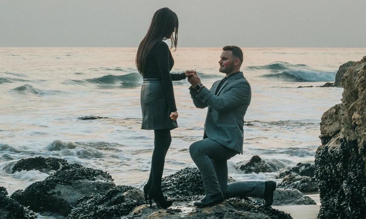 6 Arti Mimpi Dilamar Pacar, Bisa Jadi Pertanda Baik dalam Hubungan Asmara