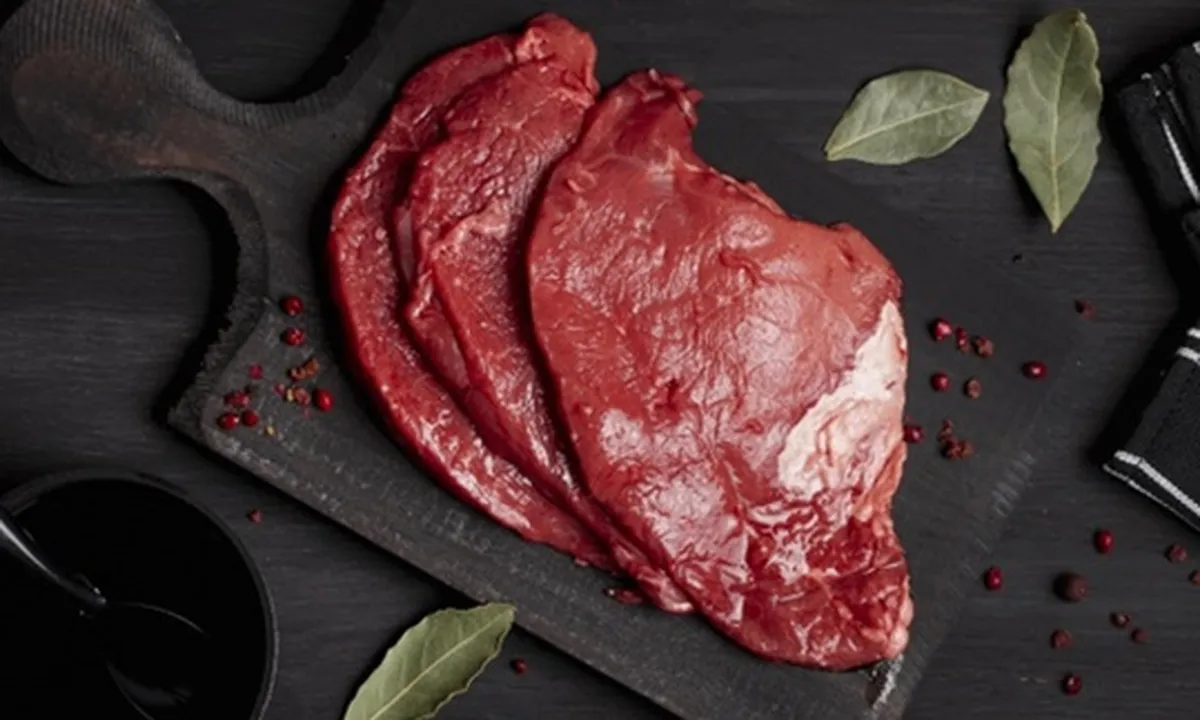 6 Cara Memasak Daging Agar Empuk dan Lembut, dari Metode Rebus - Teknik Potong