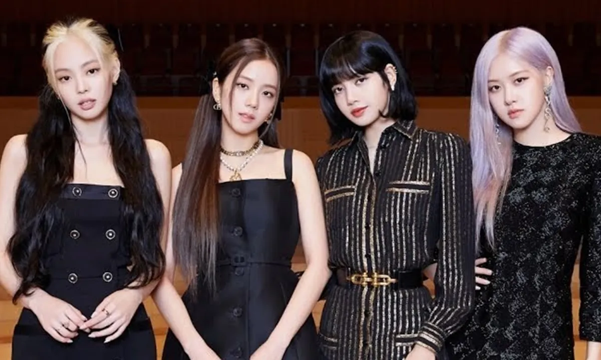 6 Idol K-POP yang Sukses Curi Perhatian Dalam Balutan Black Dress Simpel