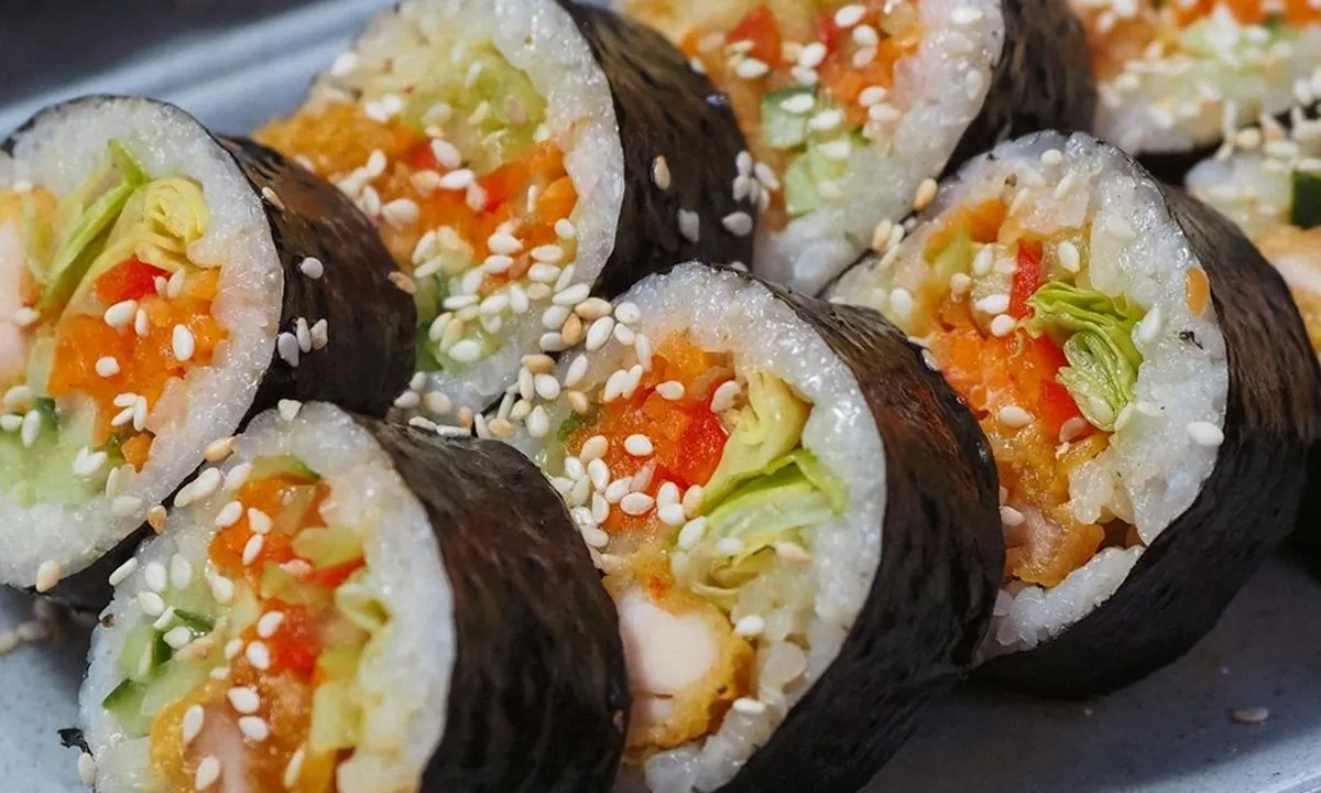 6 Resep Korean Kimbap dengan Bahan-Bahan Simpel, Nggak sampai 5 Menit!