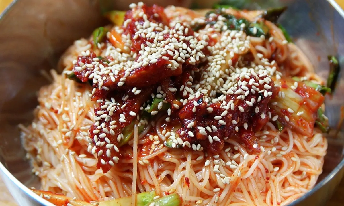 6 Resep Olahan Bihun Korea yang Simpel dan Bisa Dibuat Sendiri di Rumah