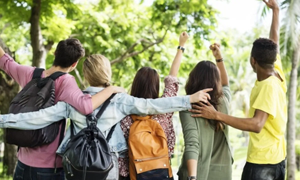 131 Kata-Kata Perpisahan Sekolah Bikin Nangis dan Haru, Kenang Memori Terindah
