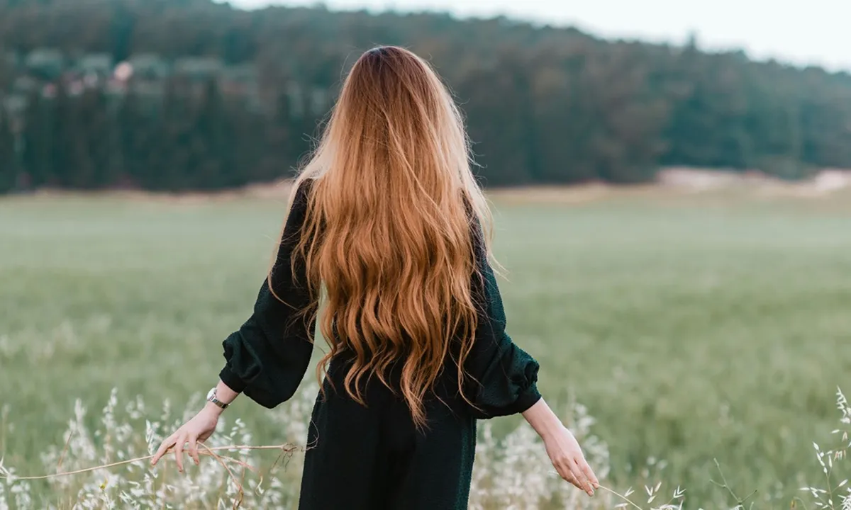 7 Arti Mimpi Punya Rambut Panjang Primbon Jawa, Bawa Banyak Pertanda Baik