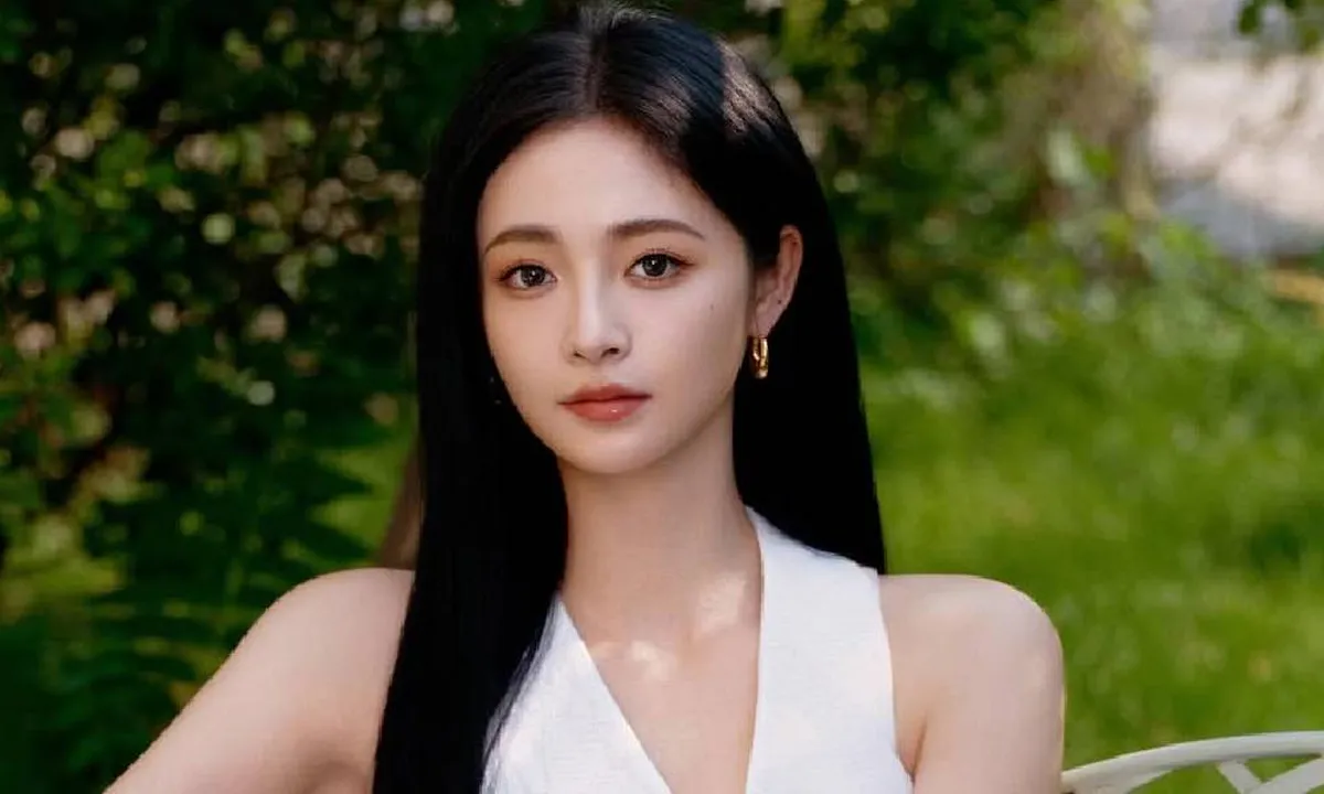 7 Artis China yang Bermarga Zhou, Terlahir Penuh Pesona dan Cakep-Cakep