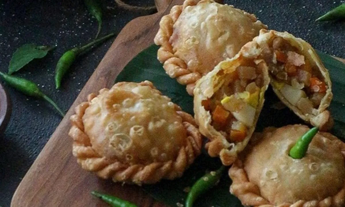 7 Cara Membuat Pastel Enak, Mudah dan Tekstur Renyah Bikinan Sendiri
