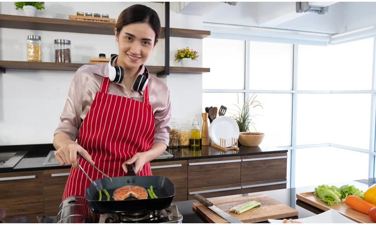 7 Lagu Dangdut Ini Cocok Dijadiin Backsound Masak, Bisa Bikin Auto Goyang