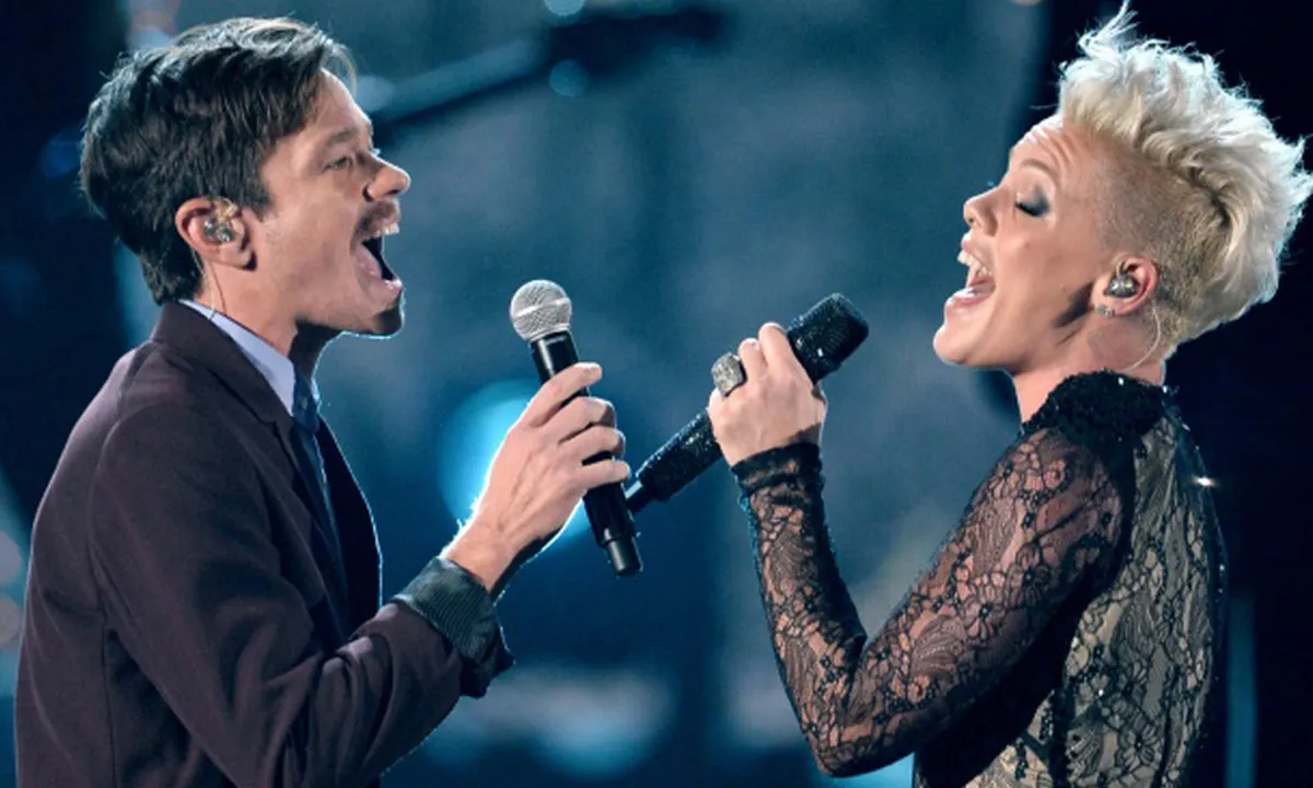 7 Lagu Ini Paling Cocok Dinyanyikan Duet Dengan Pacar