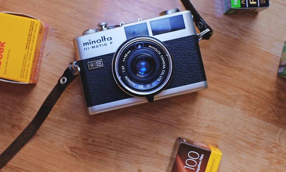 7 Rekomendasi Roll Film Kamera Analog yang Bagus dan Terjangkau Bagi Pemula