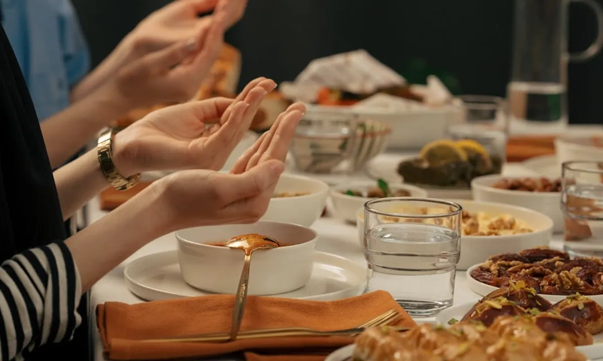 7 Resep Makanan Khas Ramadhan yang Bikin Berbuka Puasa Makin Istimewa Bersama Keluarga