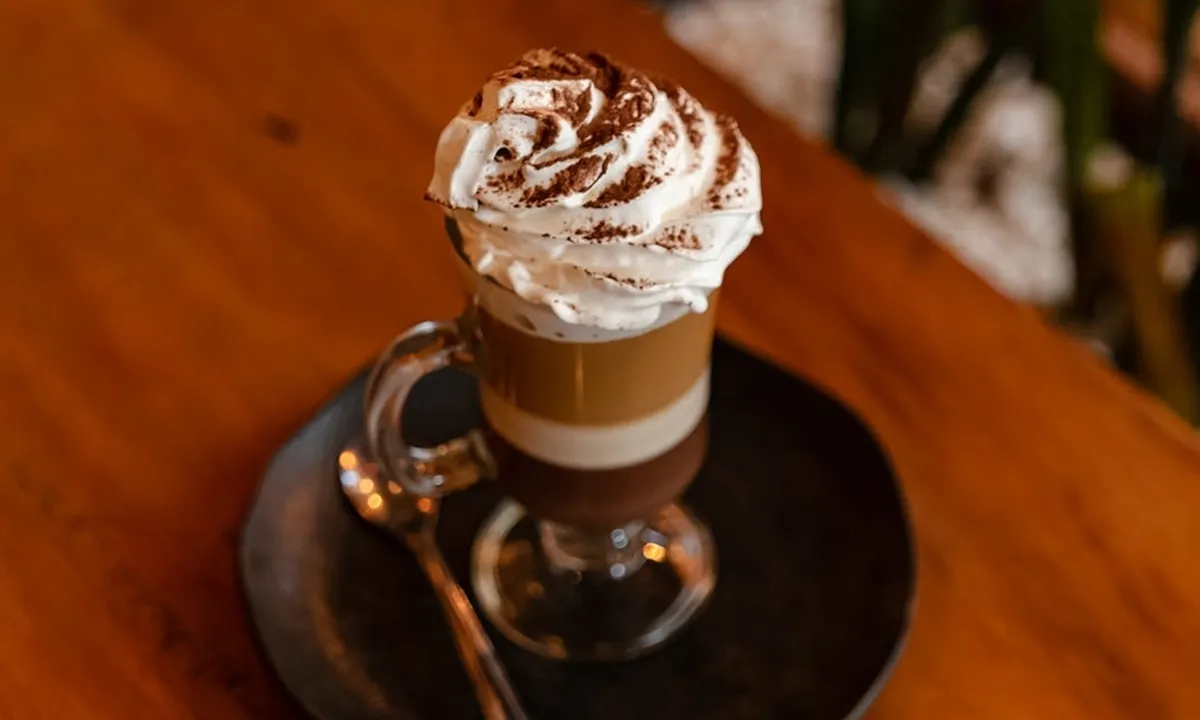 7 Resep Menu Minuman Cafe Populer yang Bisa Dibuat Sendiri di Rumah