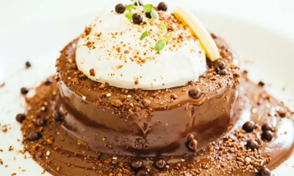 8 Cara Membuat Puding Coklat yang Mudah, Enak dan Lembut