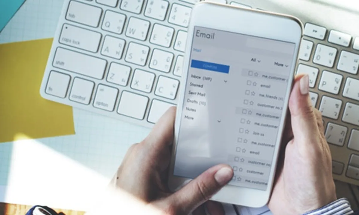 8 Kekurangan dan Kelebihan Email untuk Komunikasi yang Perlu Diketahui